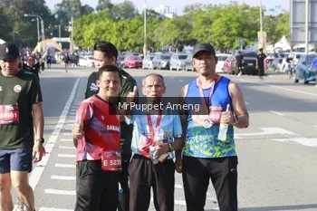 Runner Photo 3903335