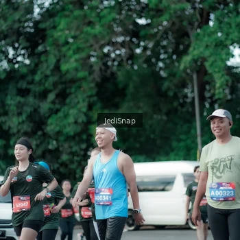 Runner Photo 3903351