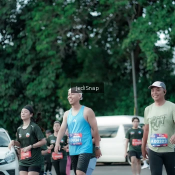 Runner Photo 3903355
