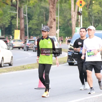 Runner Photo 3903385