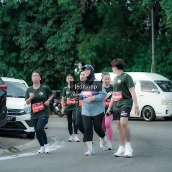 Runner Photo 3903413
