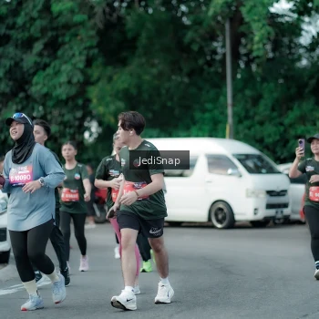Runner Photo 3903423