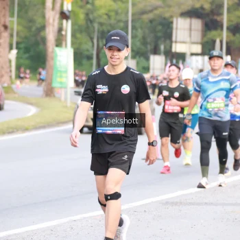 Runner Photo 3903429