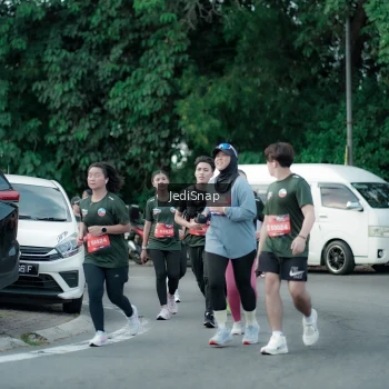 Runner Photo 3903437