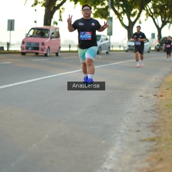 Runner Photo 3903439