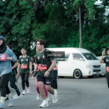 Runner Photo 3903460