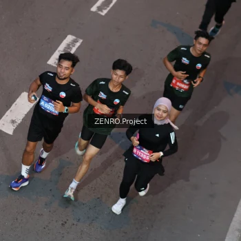 Runner Photo 3903624