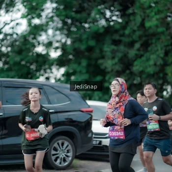 Runner Photo 3903637