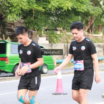 Runner Photo 3903642
