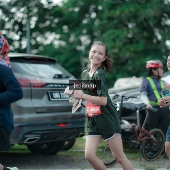 Runner Photo 3903646