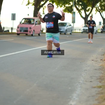 Runner Photo 3903651