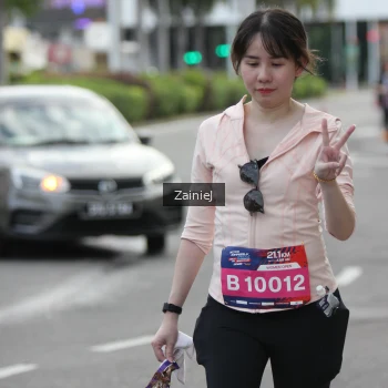 Runner Photo 3903657