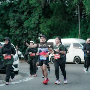 Runner Photo 3903667