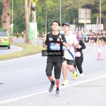 Runner Photo 3903668