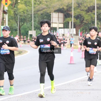 Runner Photo 3903690