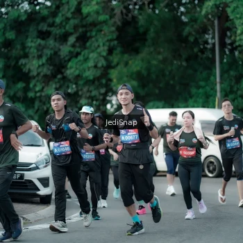 Runner Photo 3903743