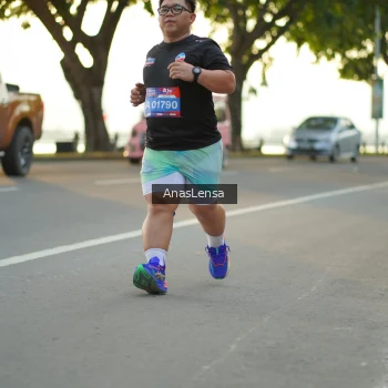 Runner Photo 3903746