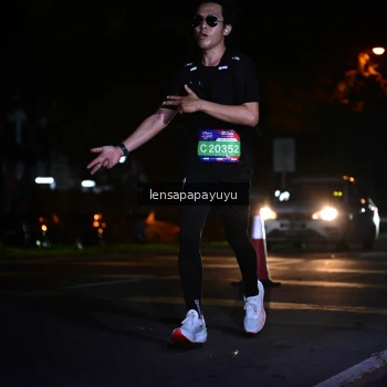 Runner Photo 3903772