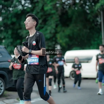Runner Photo 3903781