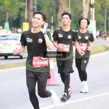 Runner Photo 3903790