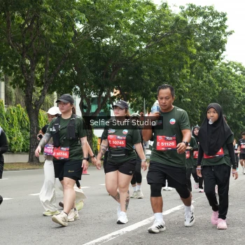 Runner Photo 3903813