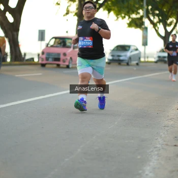 Runner Photo 3903815