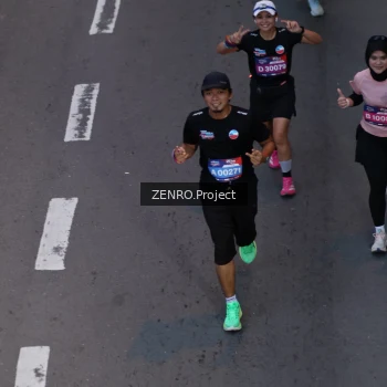 Runner Photo 3903816