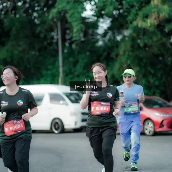 Runner Photo 3903825