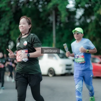 Runner Photo 3903843