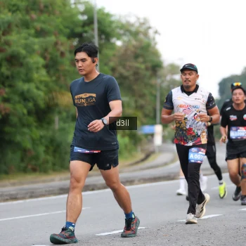 Runner Photo 3903874