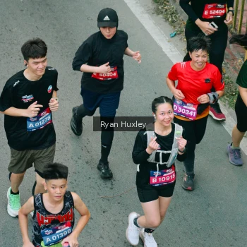 Runner Photo 3903894