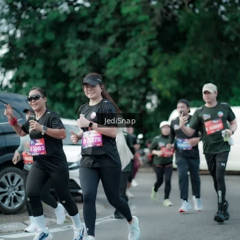 Runner Photo 3903901