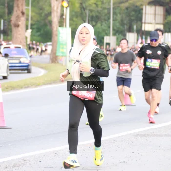 Runner Photo 3903922