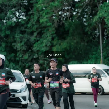 Runner Photo 3903932