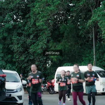 Runner Photo 3903947