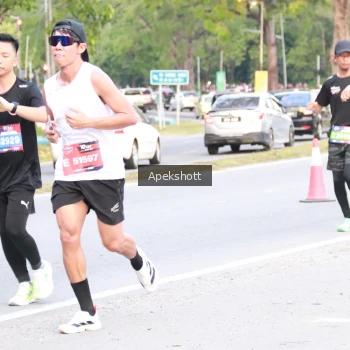 Runner Photo 3903951