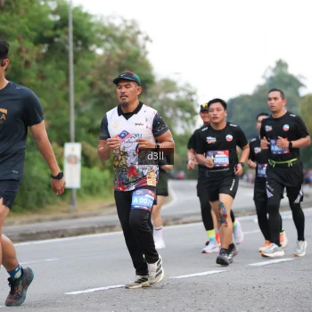 Runner Photo 3903953