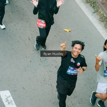 Runner Photo 3903963