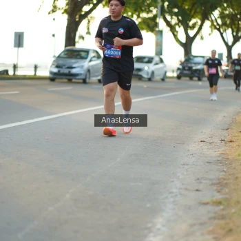 Runner Photo 3903966