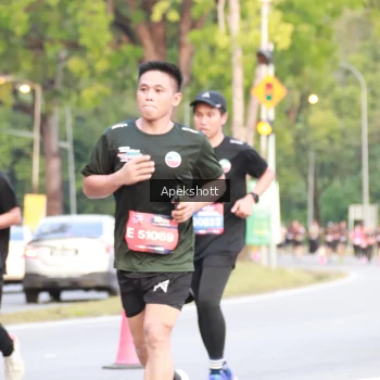 Runner Photo 3903973