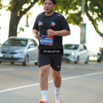 Runner Photo 3903980