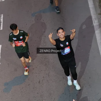 Runner Photo 3903995