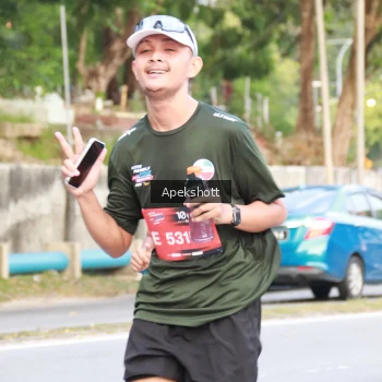 Runner Photo 3903999