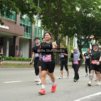 Runner Photo 3904011