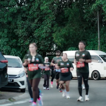 Runner Photo 3904012