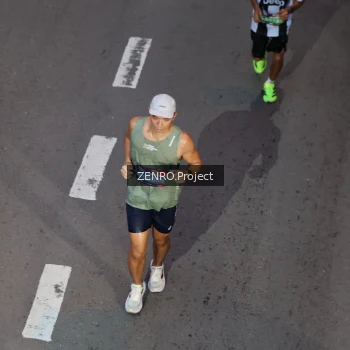 Runner Photo 3904035