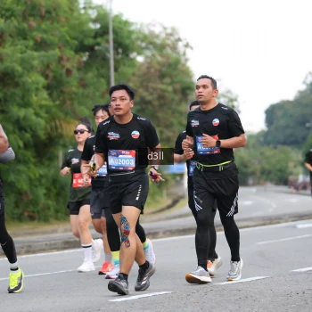 Runner Photo 3904043