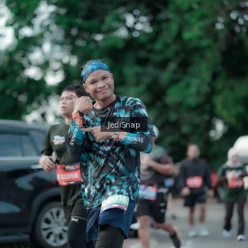 Runner Photo 3904047