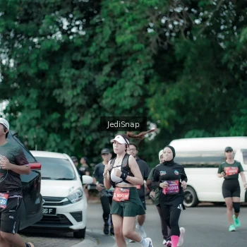 Runner Photo 3904060