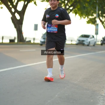 Runner Photo 3904095